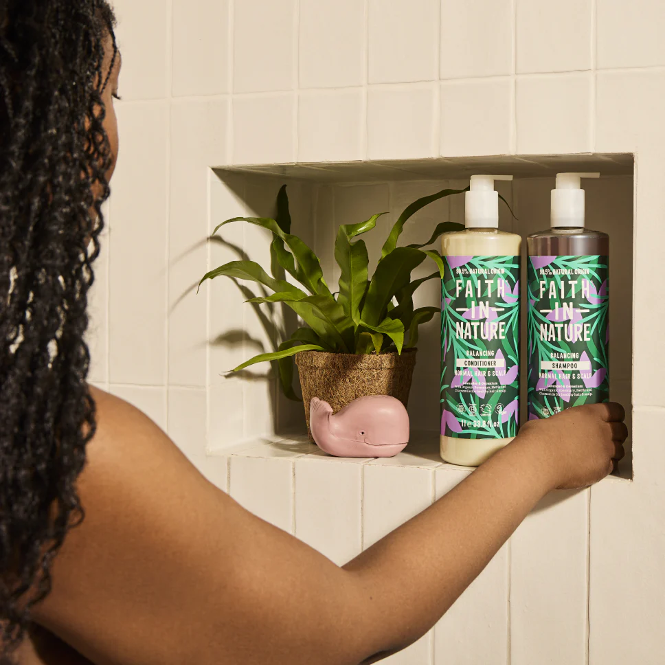 Lavender & Geranium Shampoo - 1L - Image 6