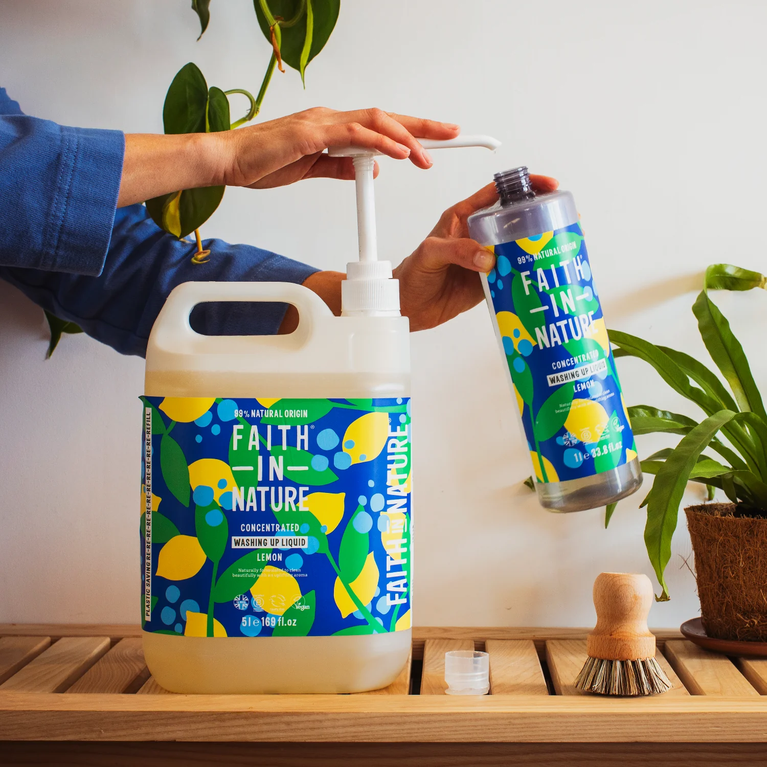 Lemon Washing Up Liquid 5L - Image 3